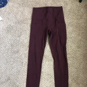 Maroon Athleta leggings with pockets!